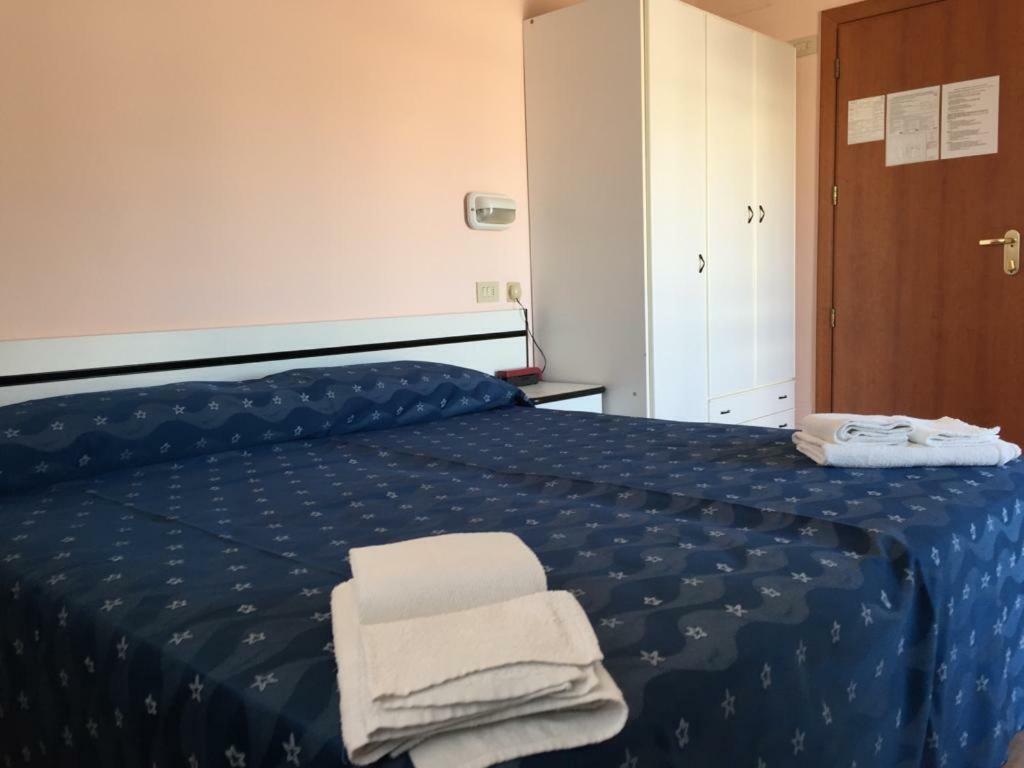 Hotel Ville De Paris Riccione Eksteriør billede